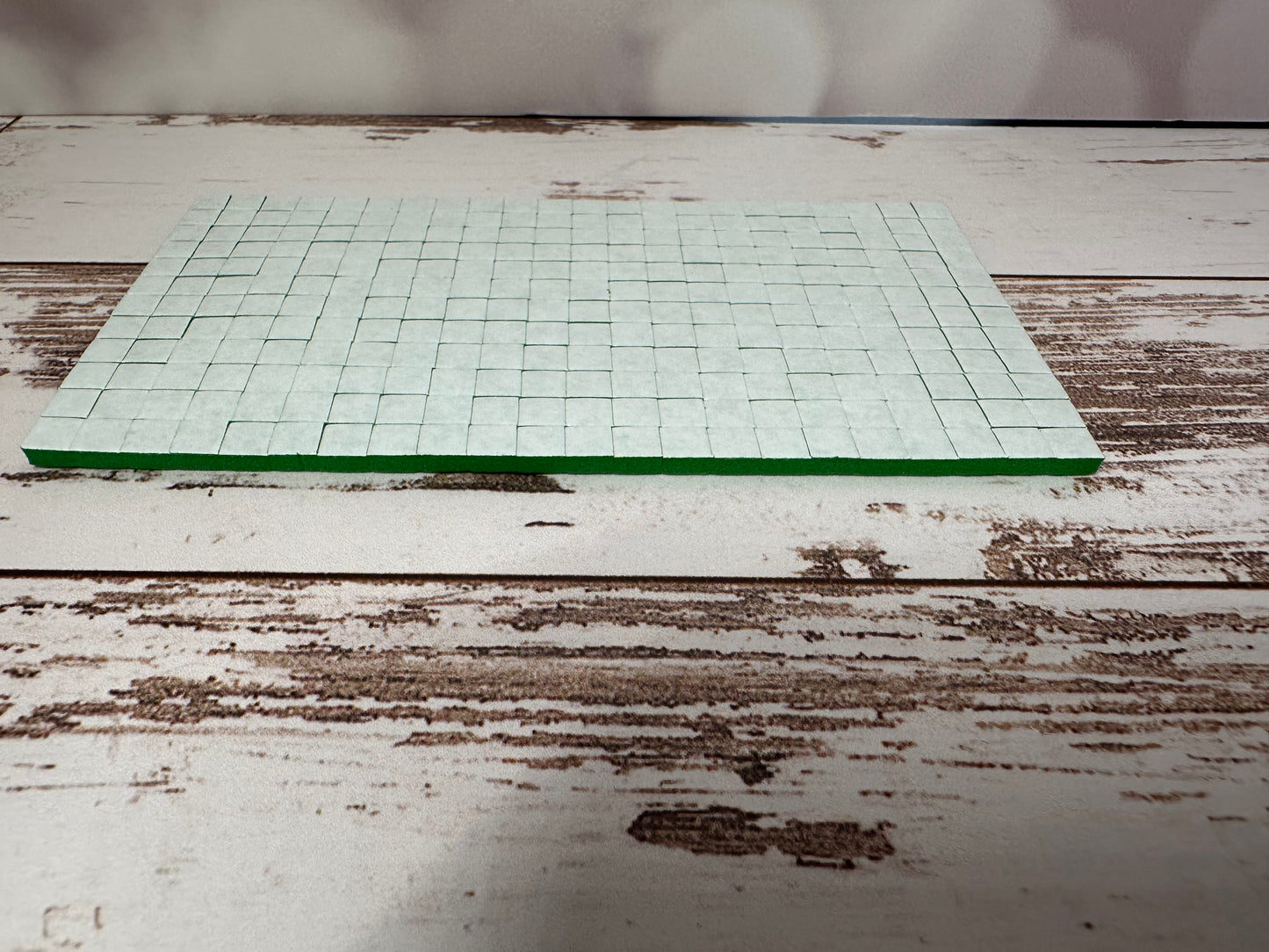 Hojas cuadritos de foamie adhesivo de colores (5 hojas pk)