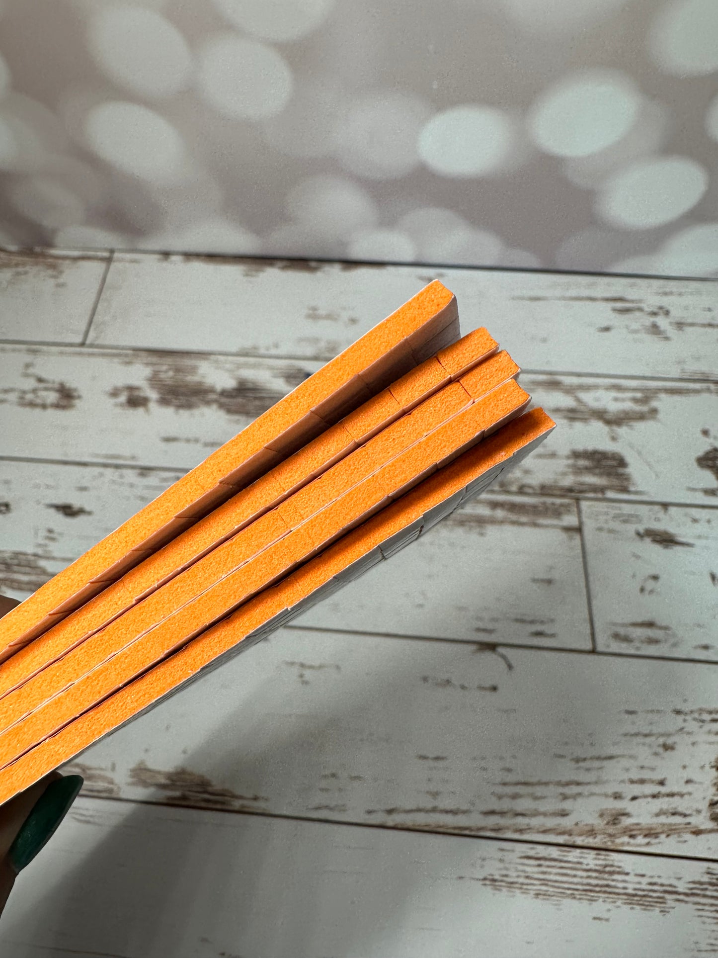 Hojas cuadritos de foamie adhesivo de colores (5 hojas pk)