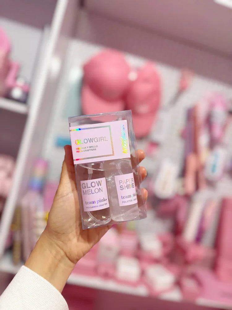 GLOW GIRL - esencia y brillo para papeles crafter